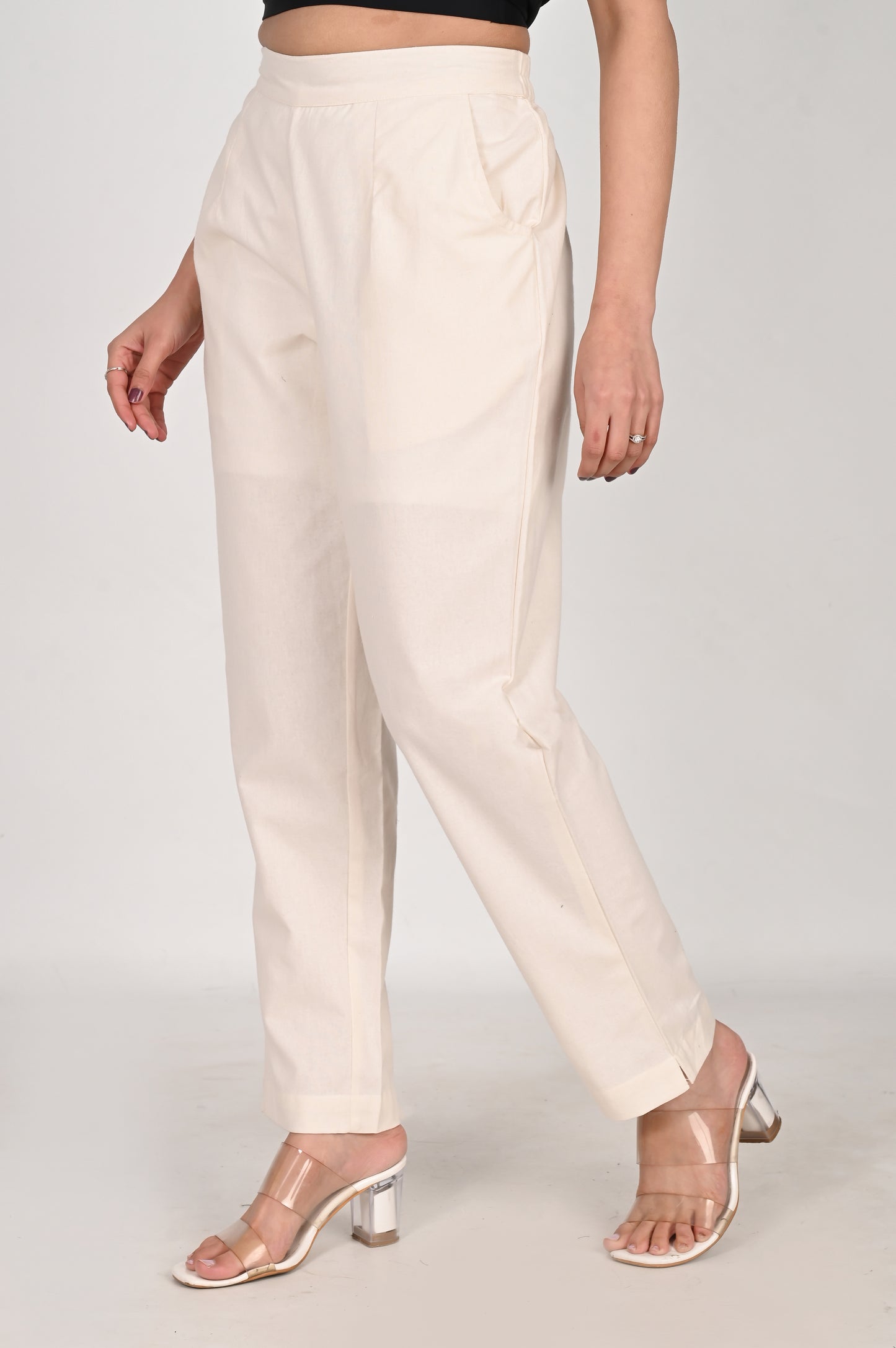 Off-White Everyday Cotton Pant